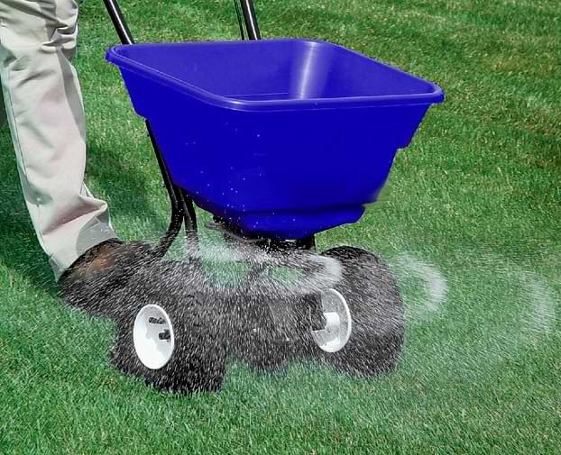 liquid lawn fertilizer 